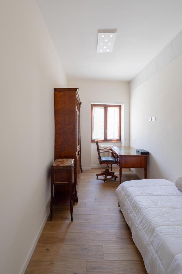 - Roman Ruins House - 750M From The Metro Station Esterno foto