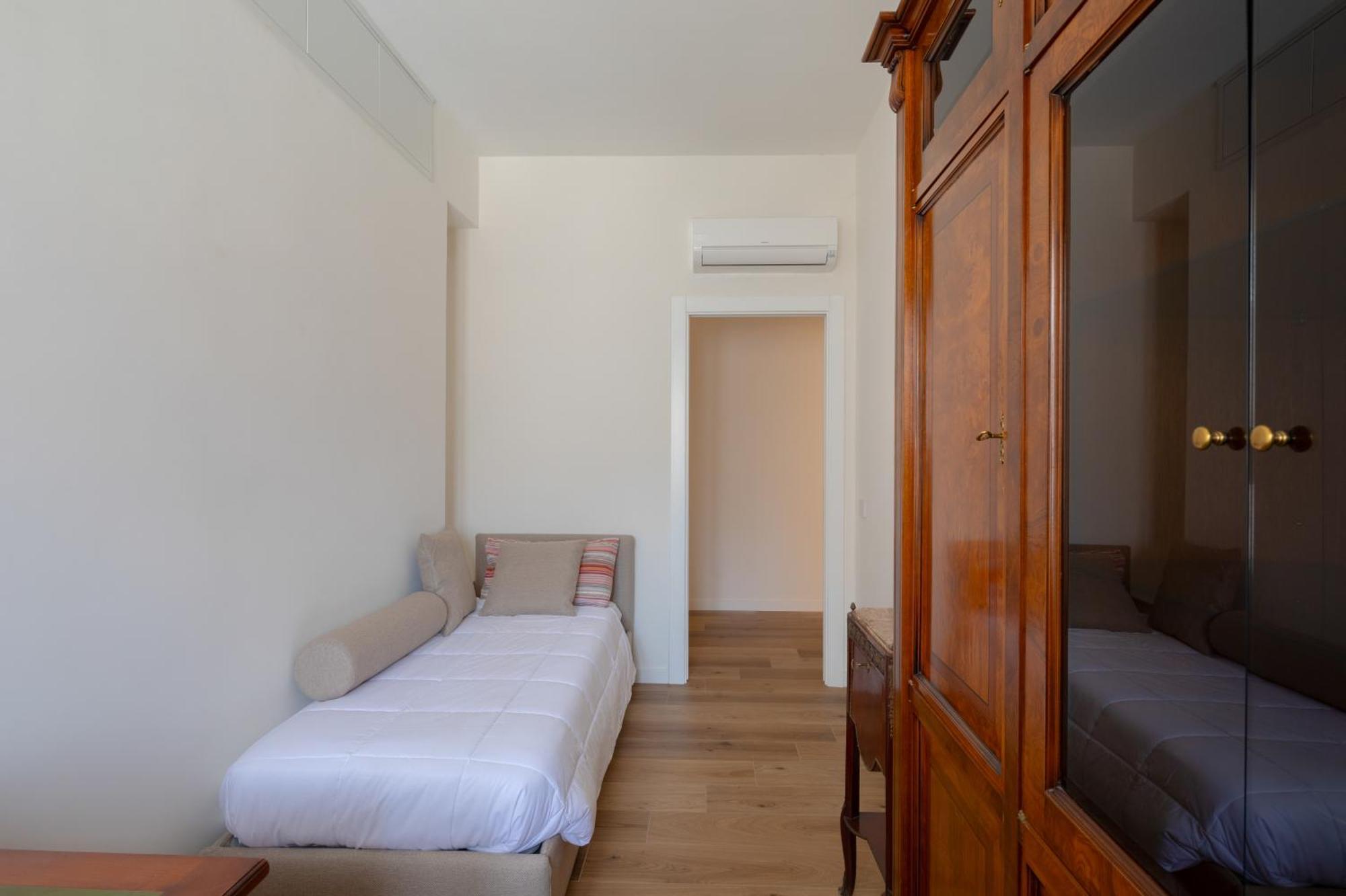 - Roman Ruins House - 750M From The Metro Station Esterno foto